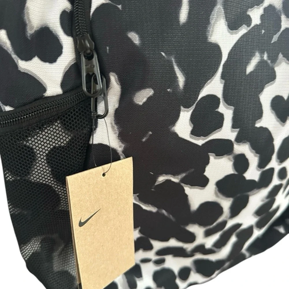 NWT Nike Brasilia Black White Orange Bag Backpack XL‎